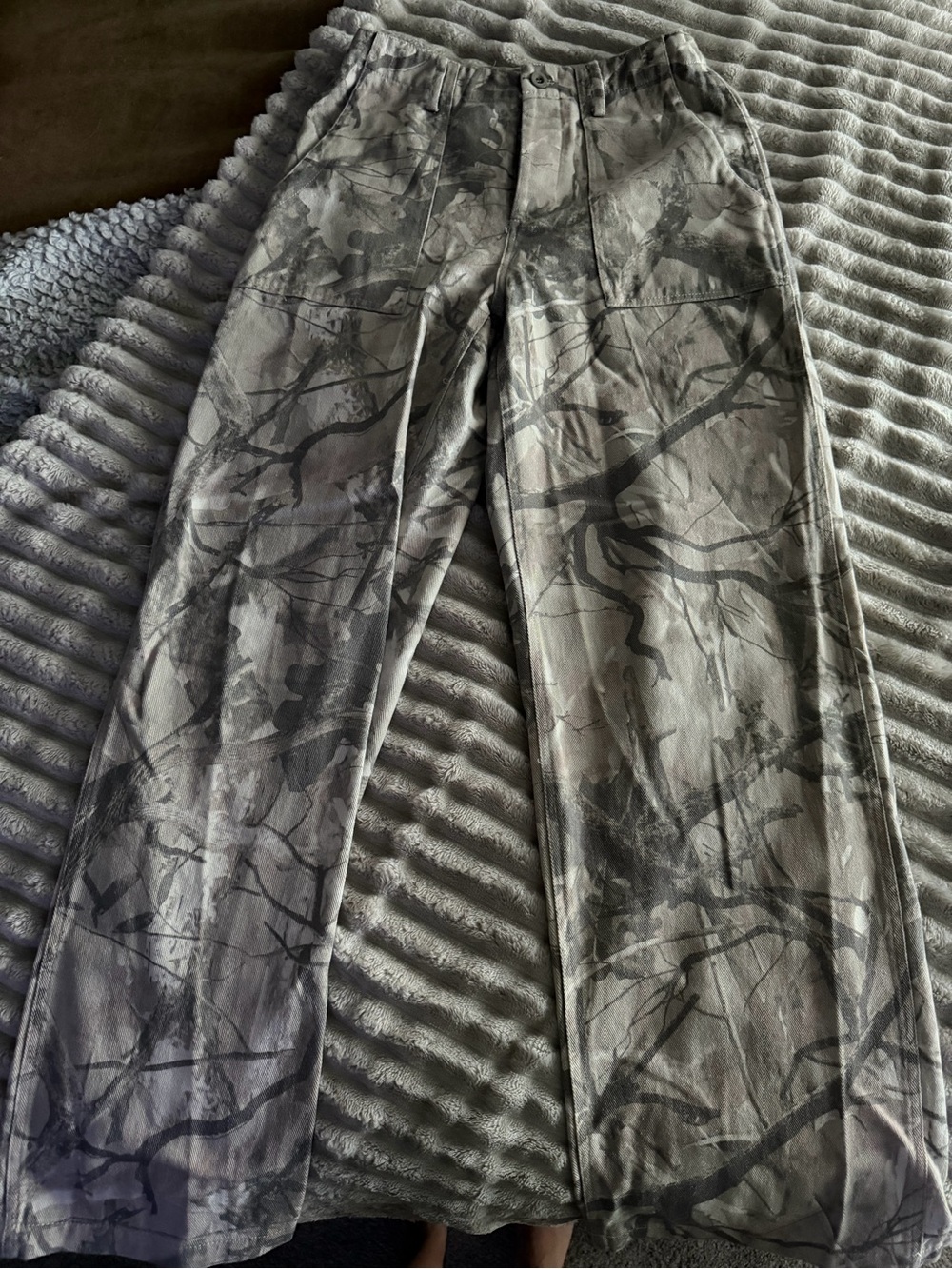 NWOT Chic By Ally B Camo Cargo Pants - Picture 2 of 7